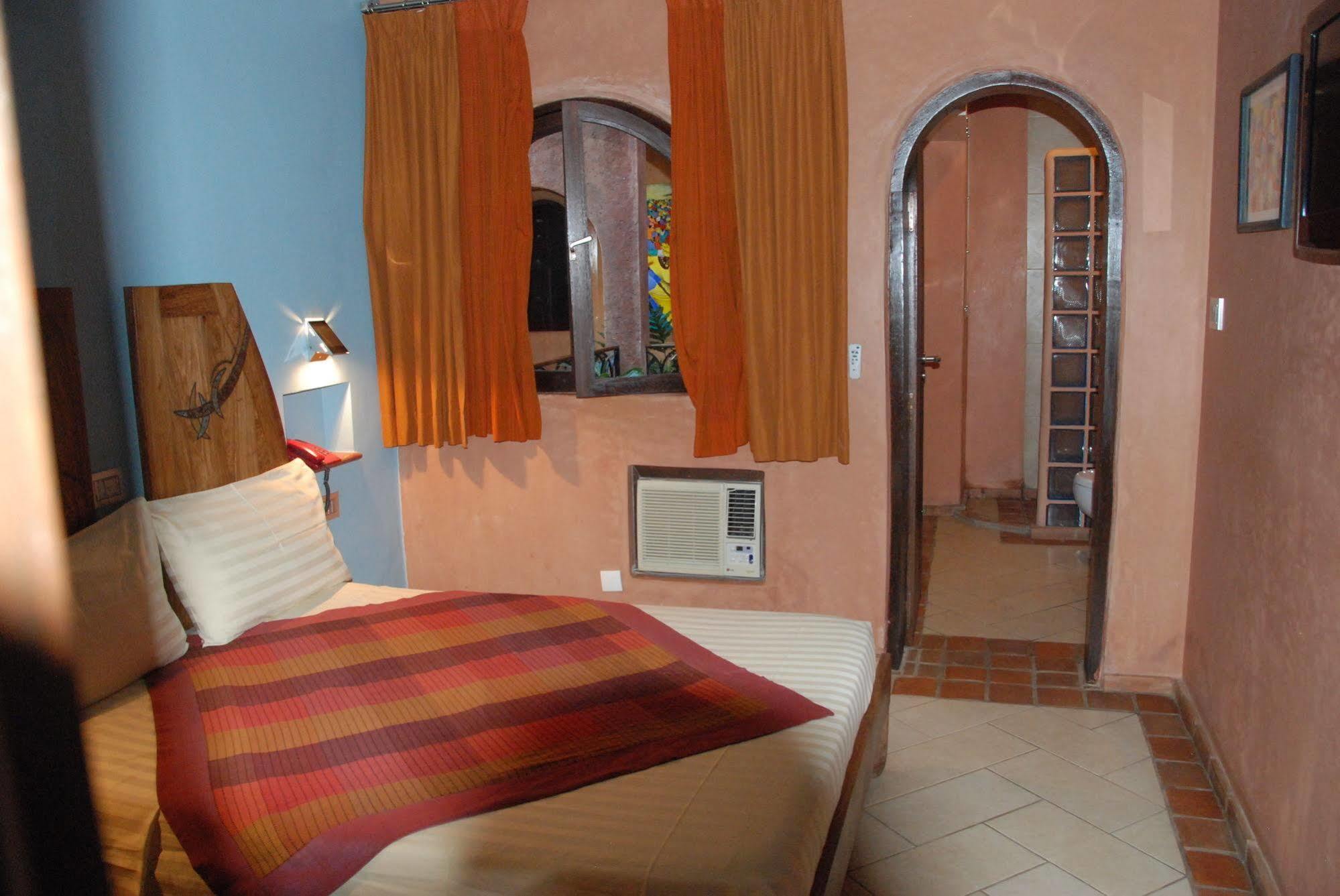 Hotel Le Djoloff Dakar Luaran gambar